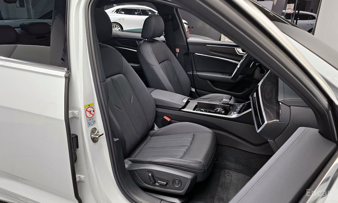 2023 Audi A6 V (C8) 45 TFSI Quattro Premium с пробегом 3 294 км