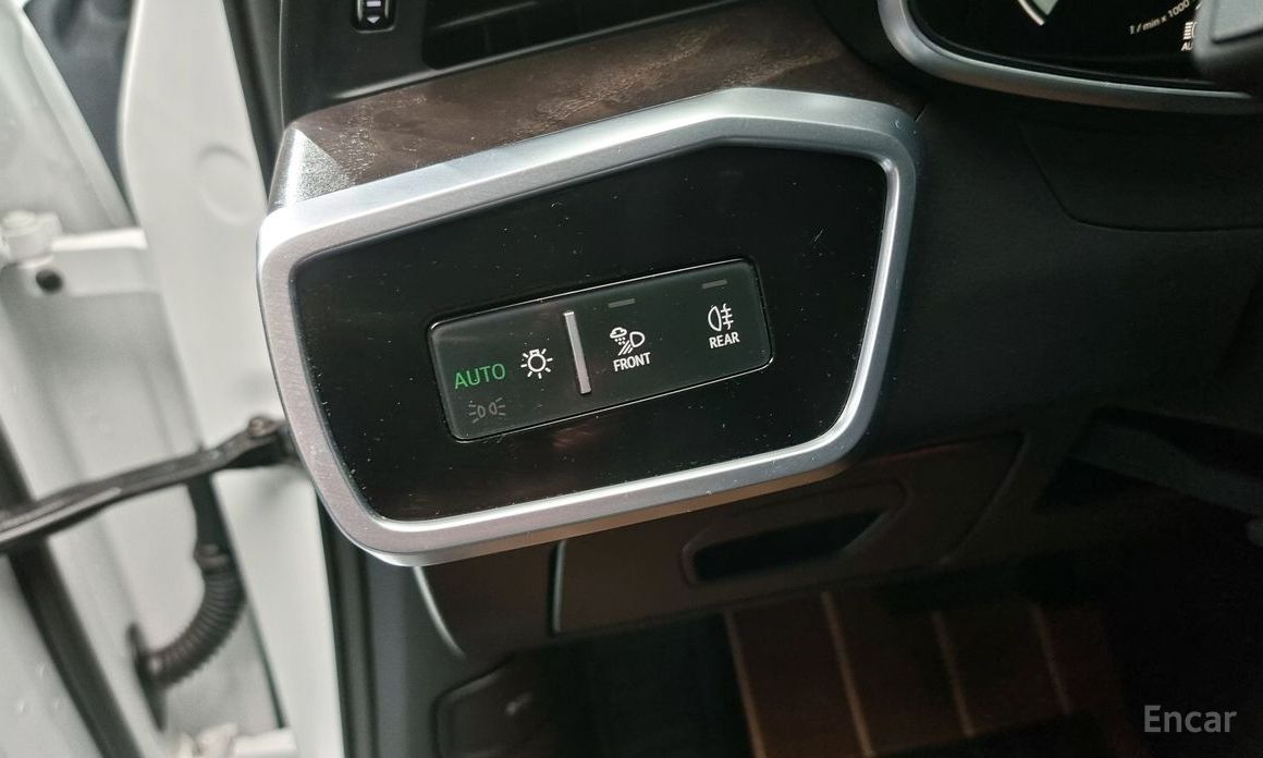 2022 Audi A6 V (C8) 45 TFSI Quattro Premium с пробегом 30 346 км
