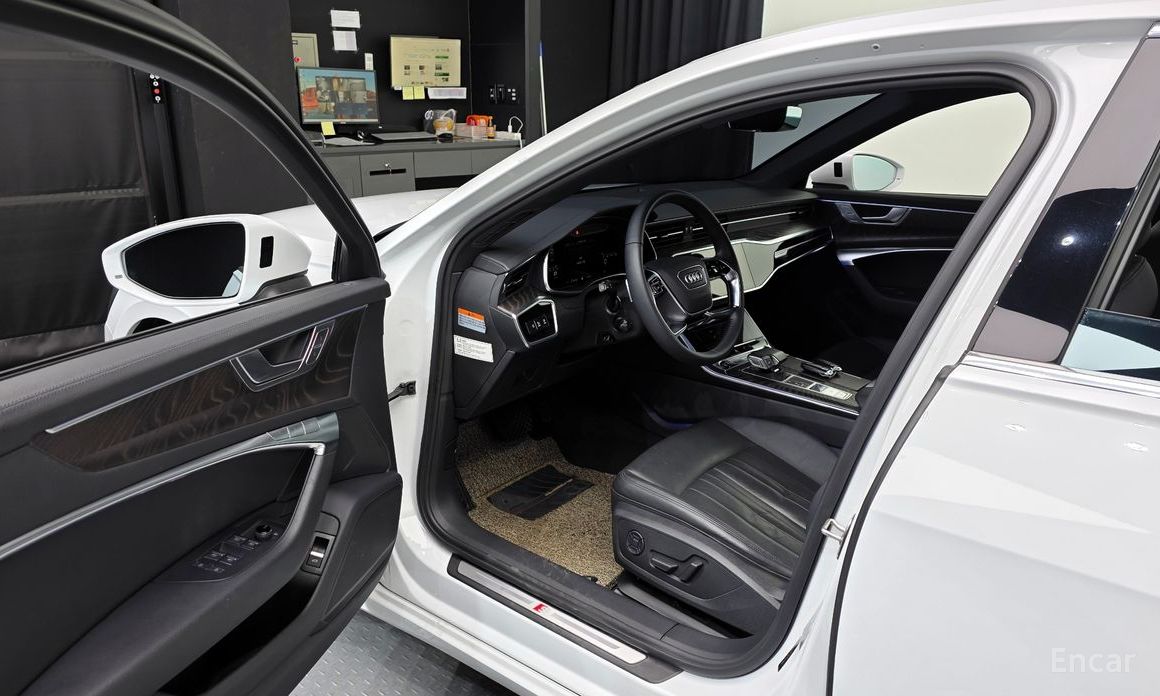 2021 Audi A6 V (C8) 45 TFSI Quattro Premium с пробегом 99 042 км