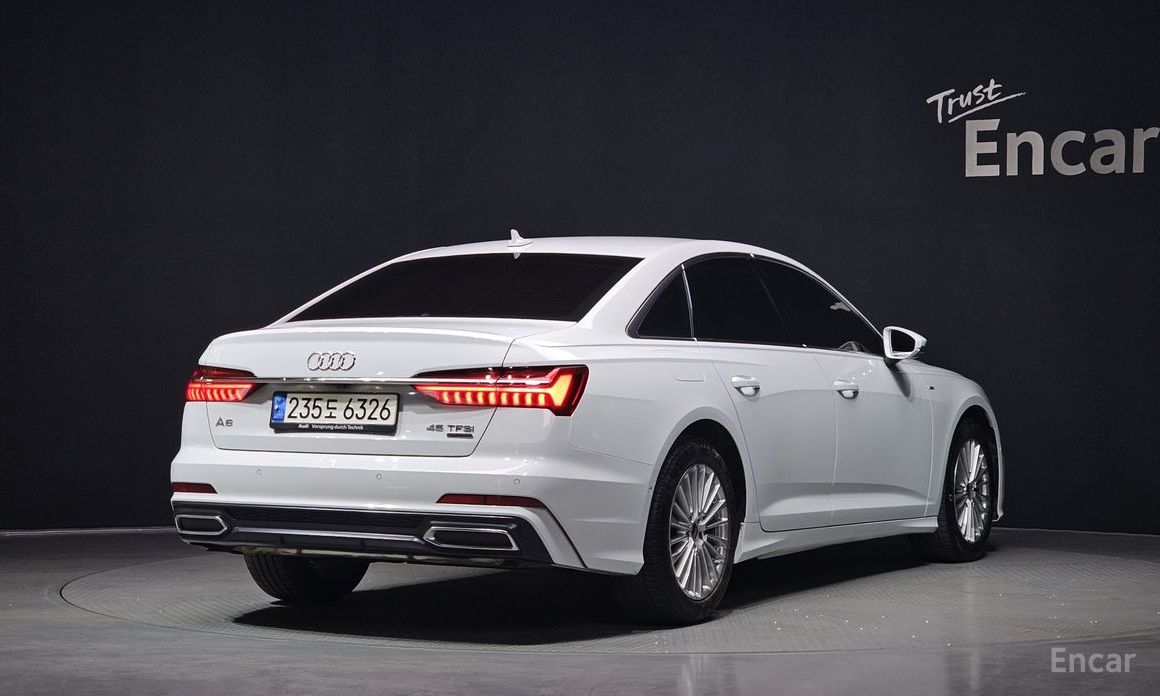 2021 Audi A6 V (C8) 45 TFSI Quattro Premium с пробегом 26 366 км