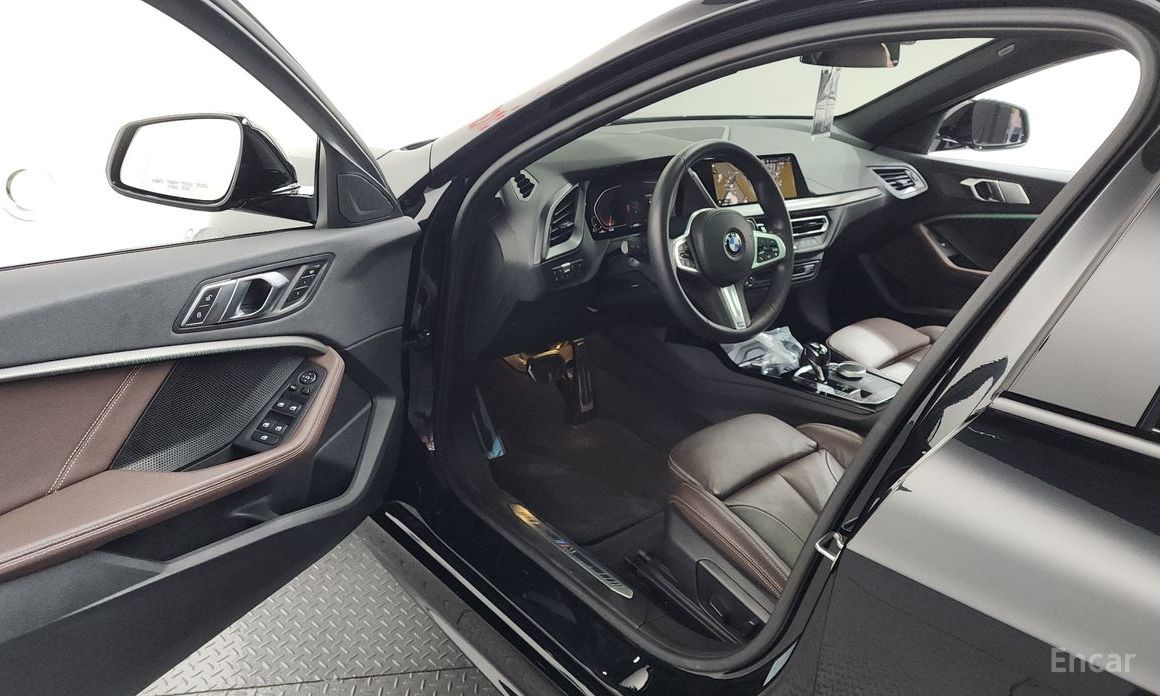 2021 BMW 1 серии III (F40) 118d M Sport с пробегом 55 932 км
