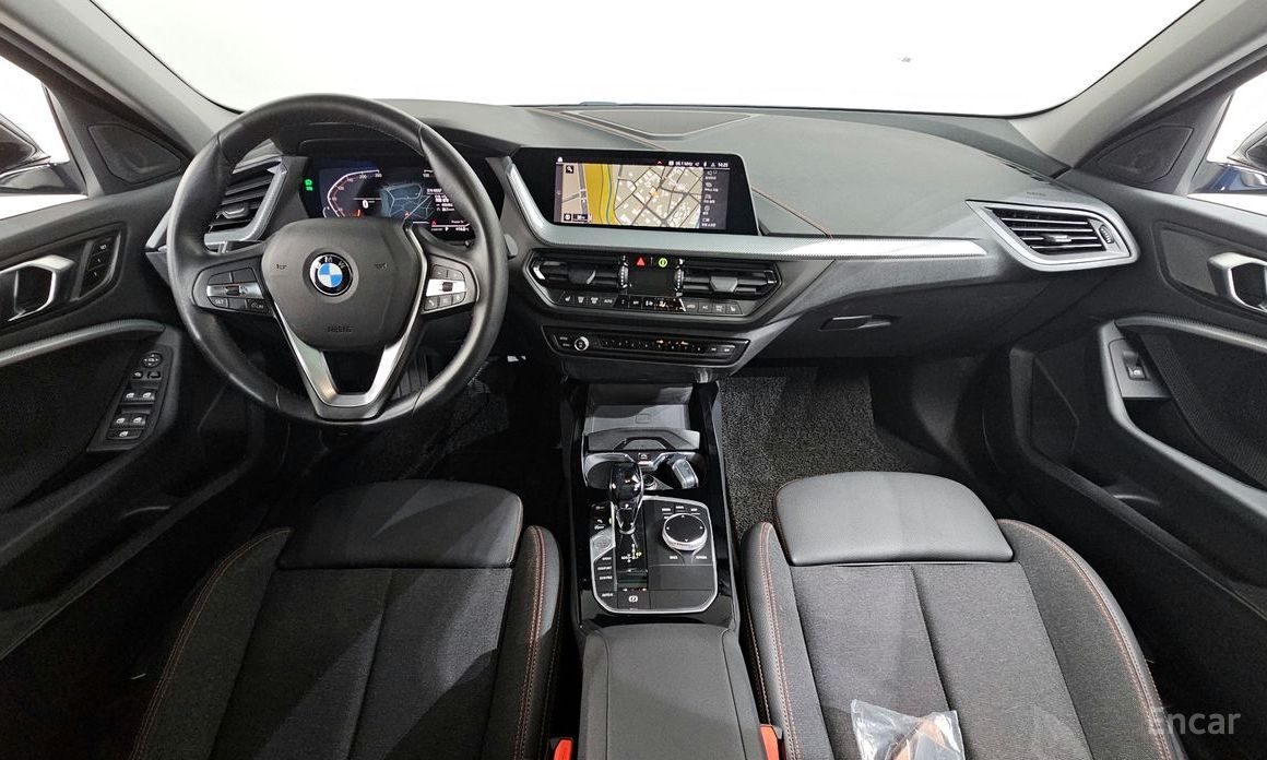 2021 BMW 1 серии III (F40) 118d Sport с пробегом 49 557 км