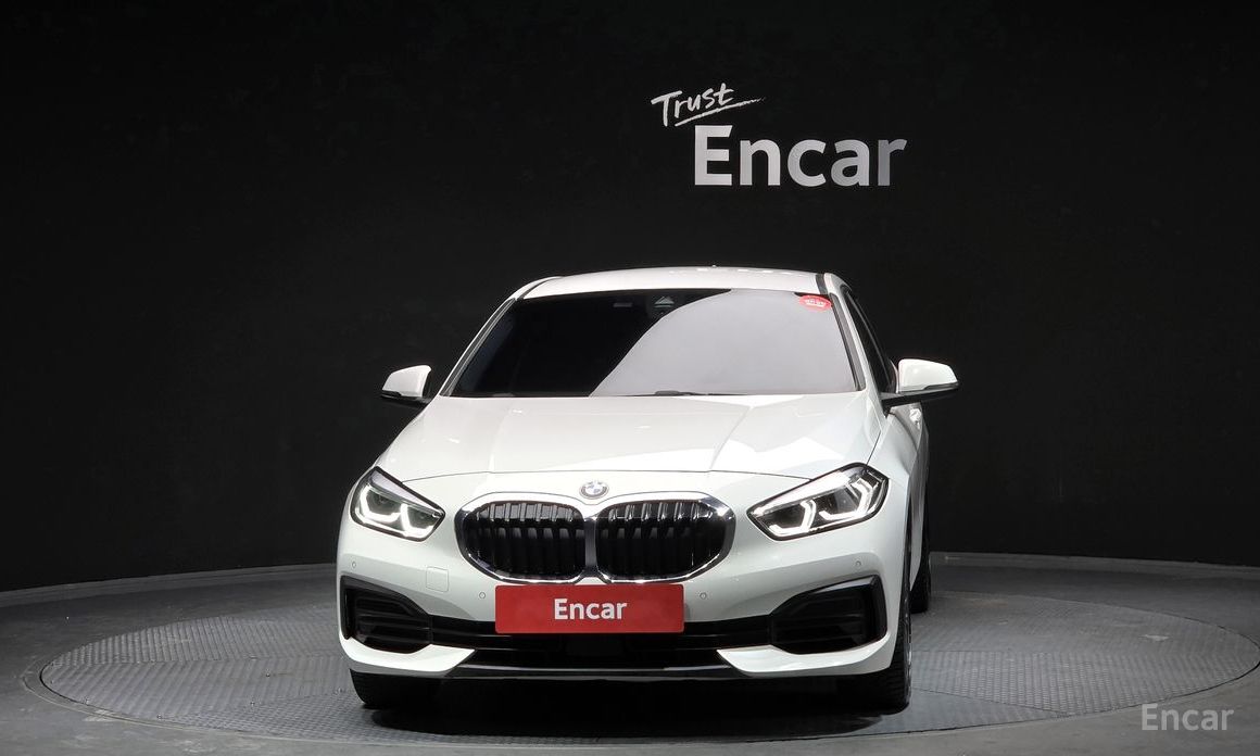 2021 BMW 1 серии III (F40) 120i Advantage с пробегом 76 181 км
