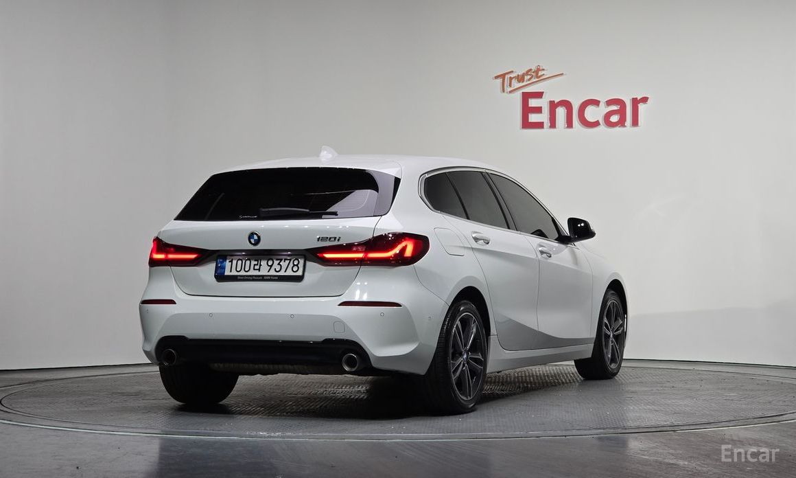 2022 BMW 1 серии III (F40) 120i Sports с пробегом 74 766 км