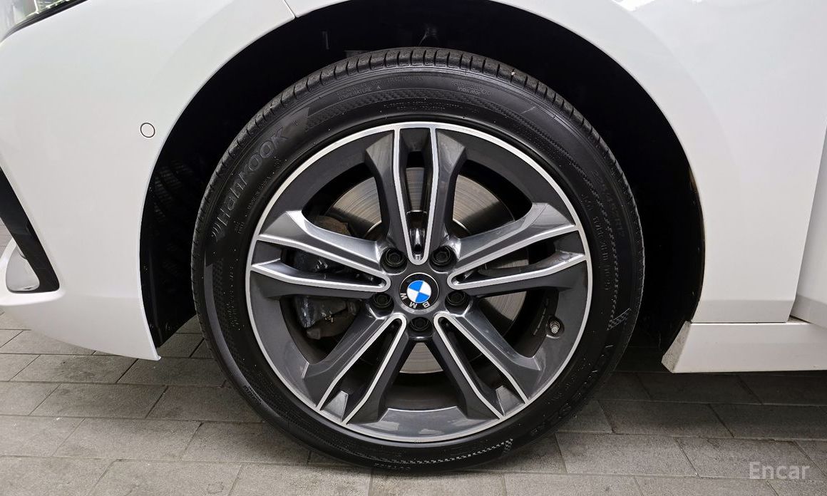 2022 BMW 1 серии III (F40) 120i Sports с пробегом 74 766 км