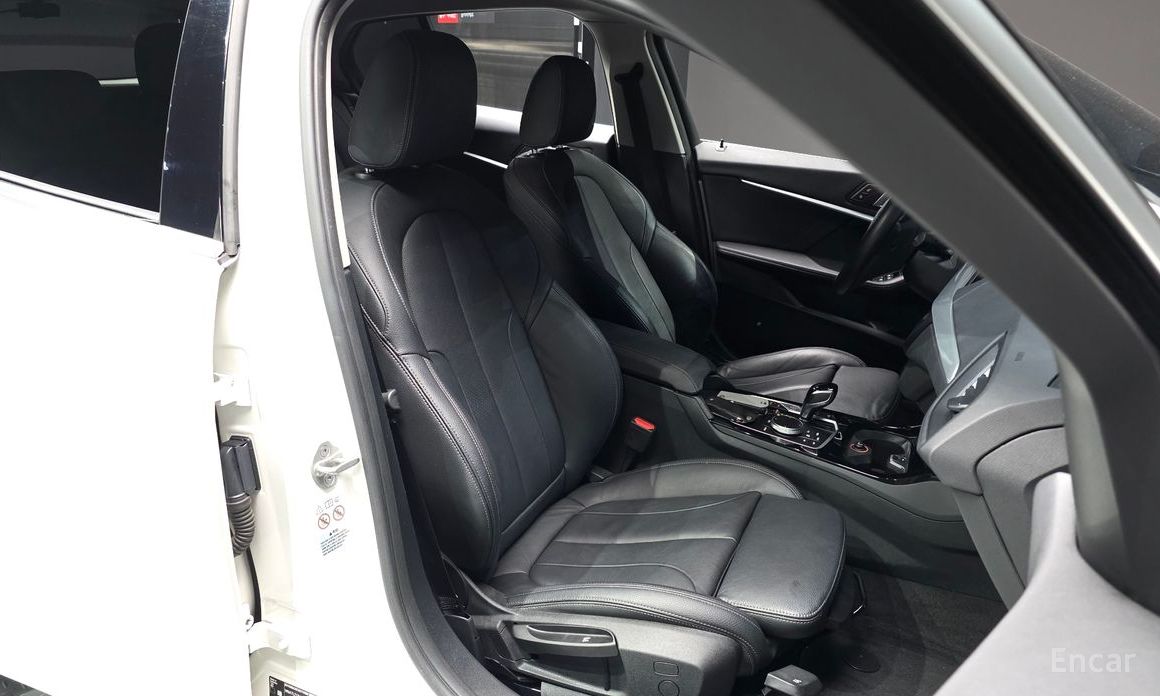 2021 BMW 1 серии III (F40) 120i Advantage с пробегом 76 181 км