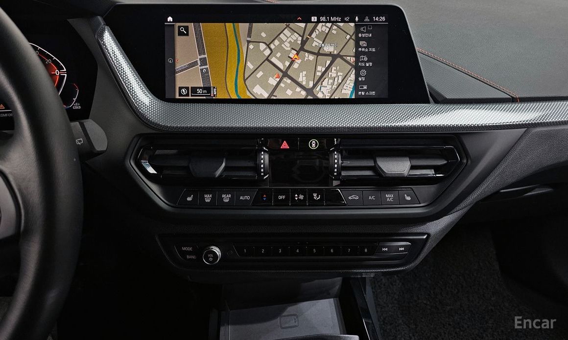 2021 BMW 1 серии III (F40) 118d Sport с пробегом 49 557 км