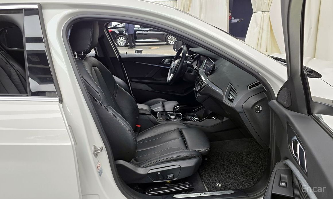 2022 BMW 1 серии III (F40) 120i Sports с пробегом 74 766 км
