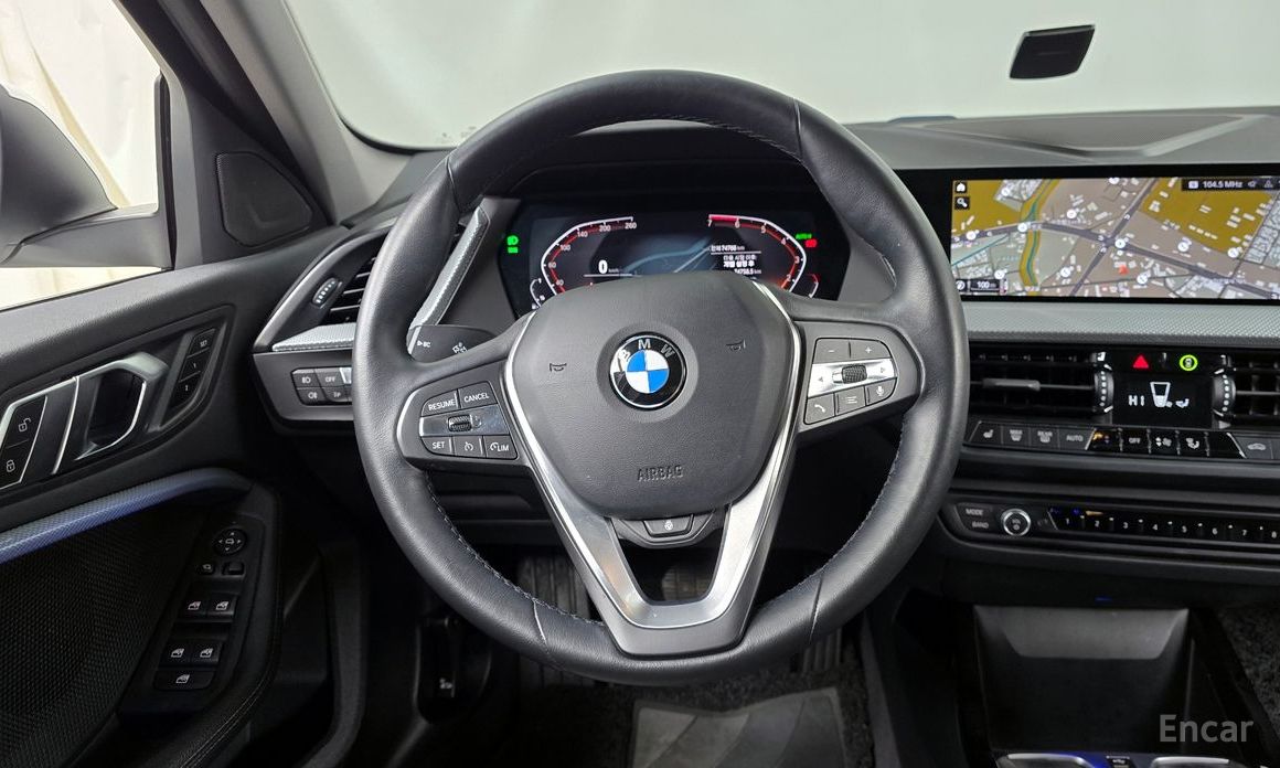 2022 BMW 1 серии III (F40) 120i Sports с пробегом 74 766 км