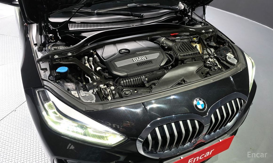 2021 BMW 1 серии III (F40) 120i M Sports с пробегом 64 252 км