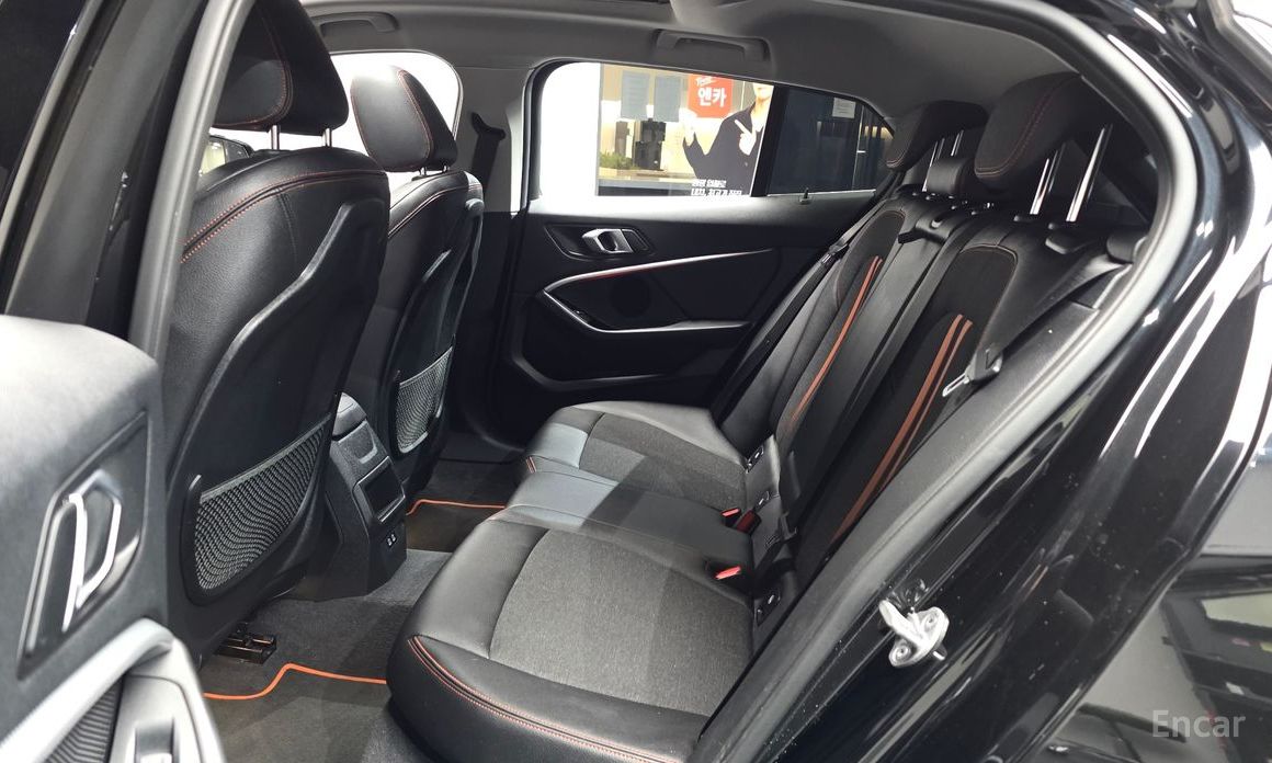 2021 BMW 1 серии III (F40) 118d Sport с пробегом 68 327 км