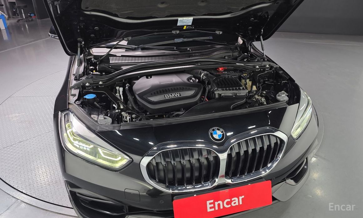 2021 BMW 1 серии III (F40) 118d Sport с пробегом 133 112 км
