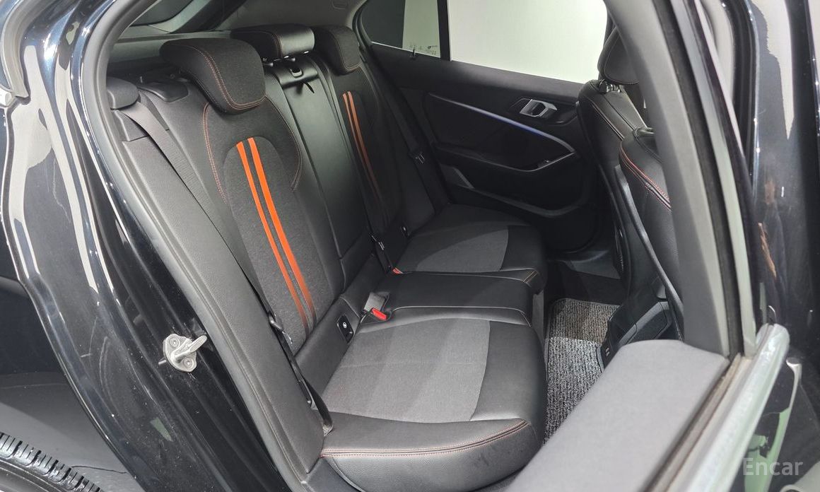 2021 BMW 1 серии III (F40) 118d Sport с пробегом 133 112 км