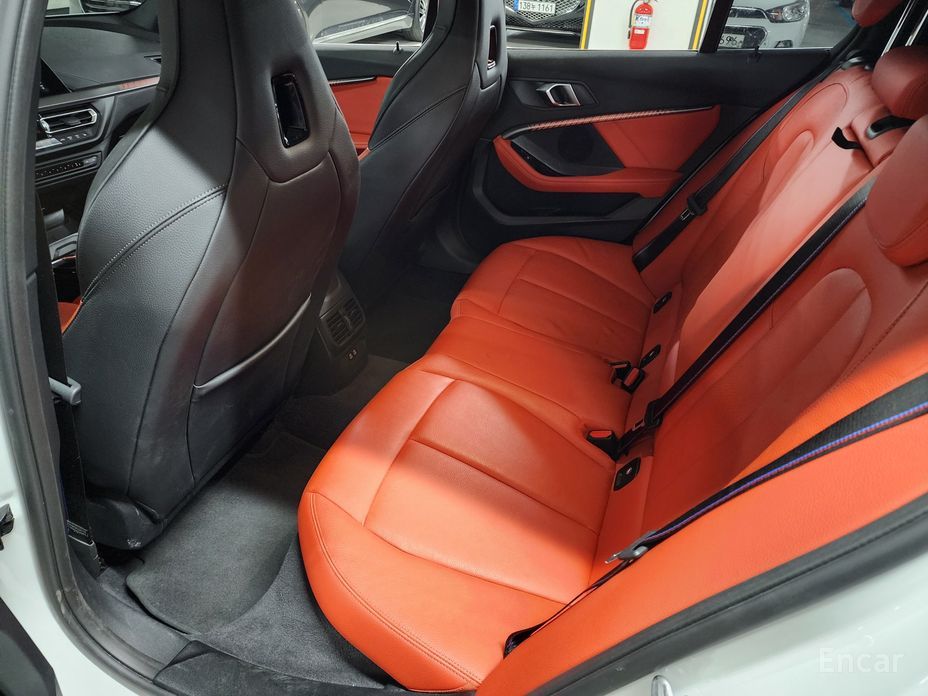 2021 BMW 1 серии III (F40) M135i xDrive с пробегом 86 790 км