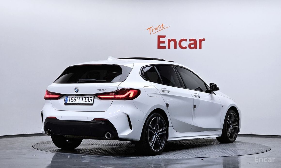 2023 BMW 1 серии III (F40) 120i M Sports с пробегом 60 227 км