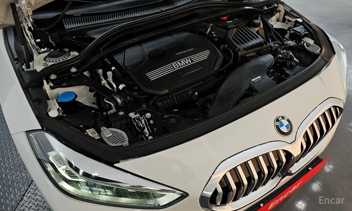 2023 BMW 1 серии III (F40) 120i M Sports с пробегом 60 227 км