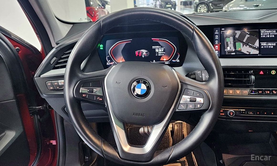 2021 BMW 1 серии III (F40) 118d Sport с пробегом 72 060 км