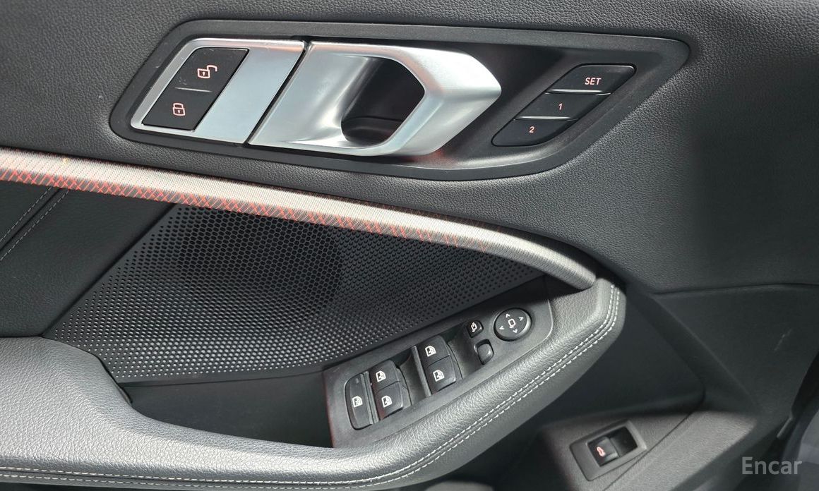 2021 BMW 1 серии III (F40) 120i M Sports с пробегом 79 633 км
