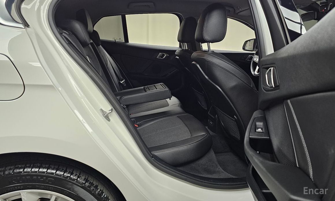 2020 BMW 1 серии III (F40) 118d Joy с пробегом 106 949 км