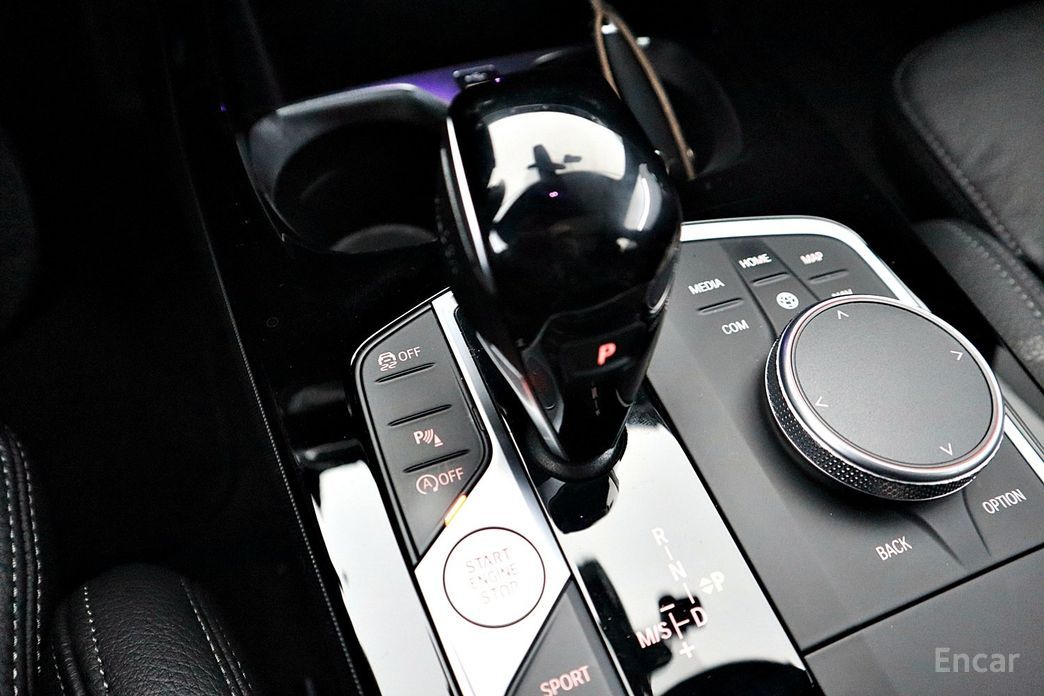 2022 BMW 1 серии III (F40) 120i M Sports с пробегом 54 542 км