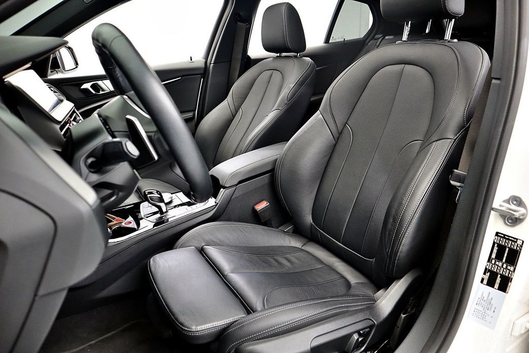 2022 BMW 1 серии III (F40) 120i M Sports с пробегом 54 542 км