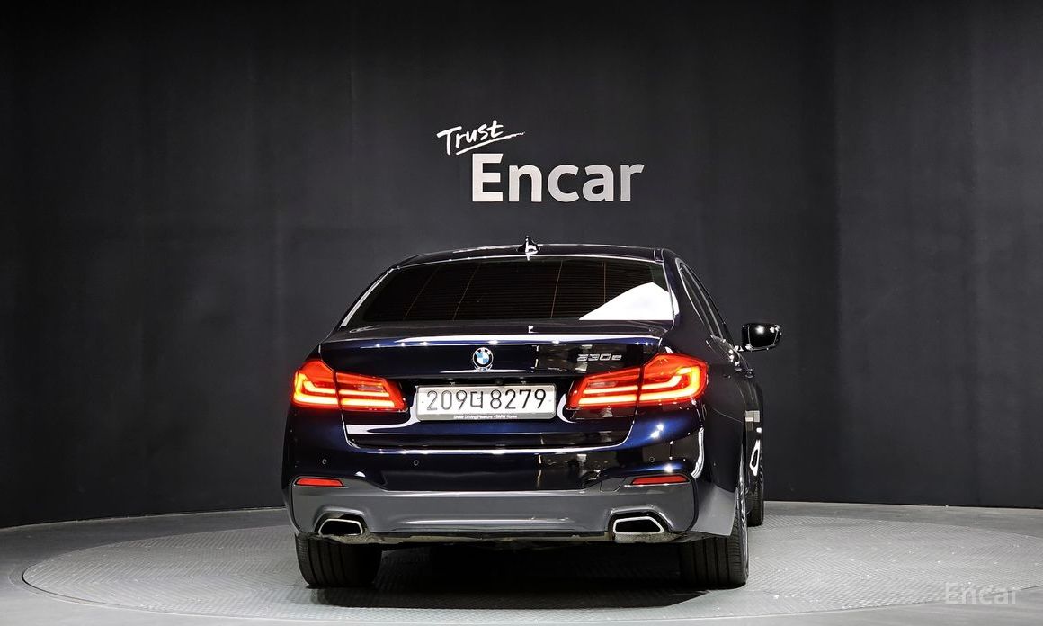 2020 BMW 5 серии VII (G30/G31) 530e M Sport с пробегом 55 067 км