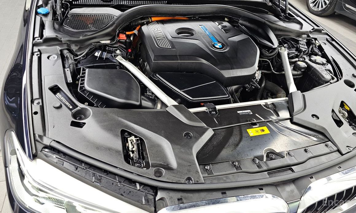 2020 BMW 5 серии VII (G30/G31) 530e M Sport с пробегом 55 067 км