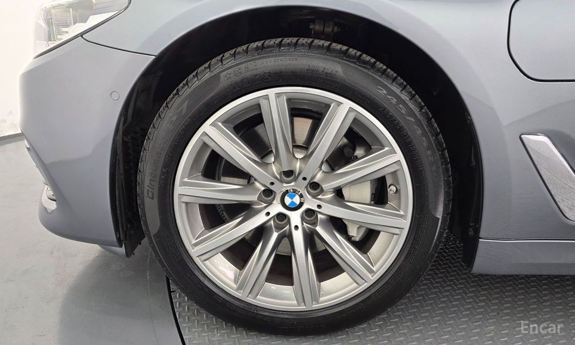 2020 BMW 5 серии VII (G30/G31) 530e Luxury с пробегом 69 884 км