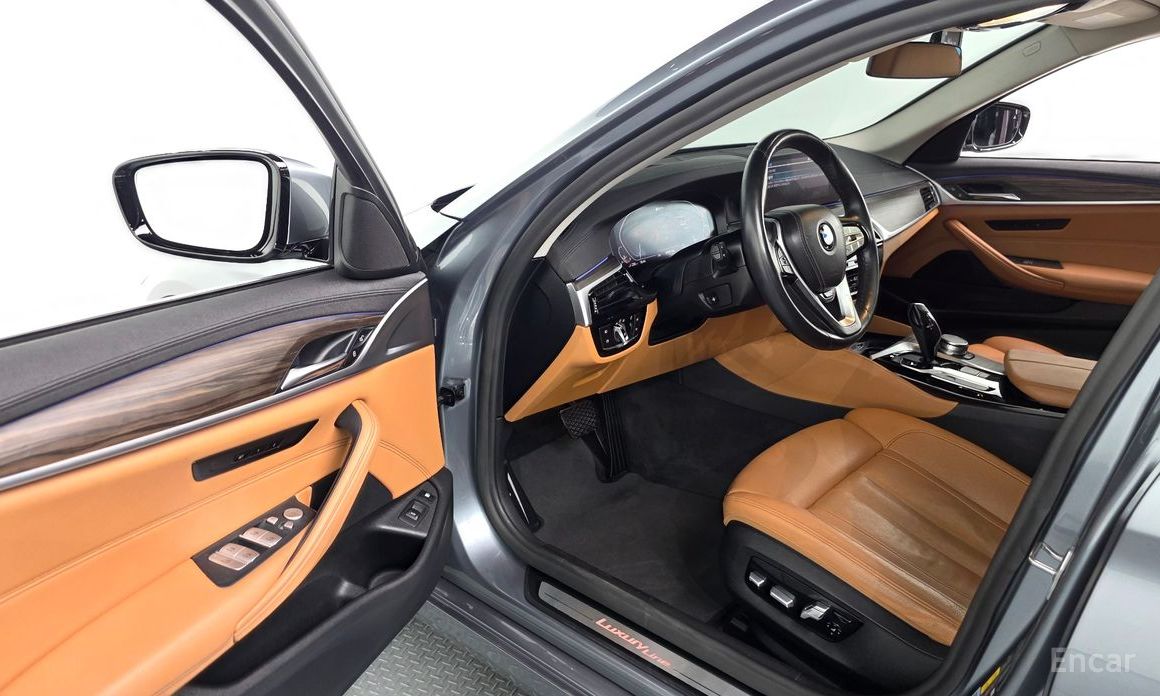 2020 BMW 5 серии VII (G30/G31) 530e Luxury с пробегом 69 884 км