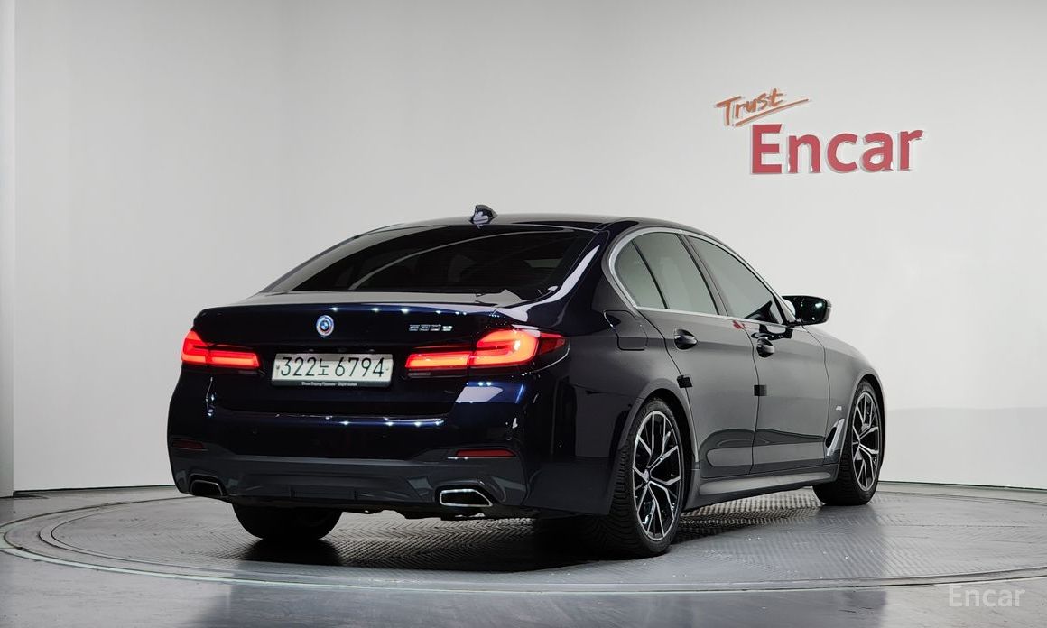 2021 BMW 5 серии VII (G30/G31) 530e M Sport с пробегом 111 150 км