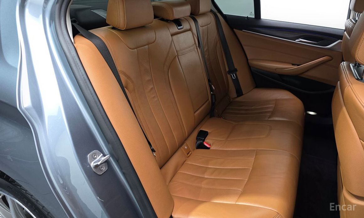 2020 BMW 5 серии VII (G30/G31) 530e Luxury с пробегом 69 884 км