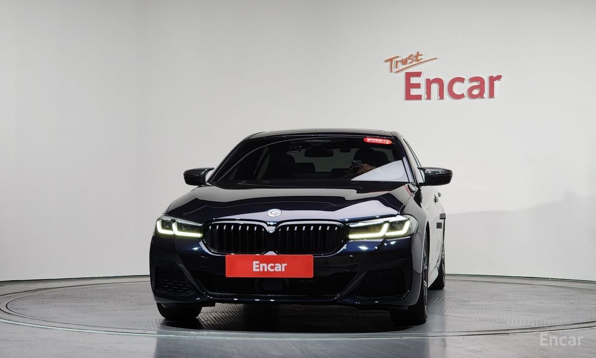 2021 BMW 5 серии VII (G30/G31) 530e M Sport с пробегом 111 150 км