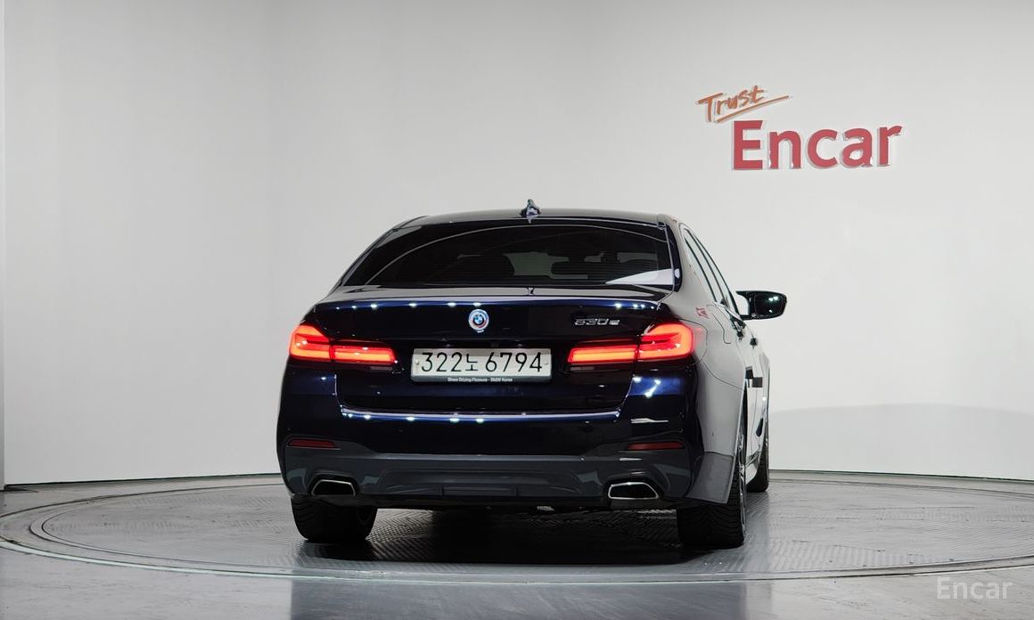 2021 BMW 5 серии VII (G30/G31) 530e M Sport с пробегом 111 150 км