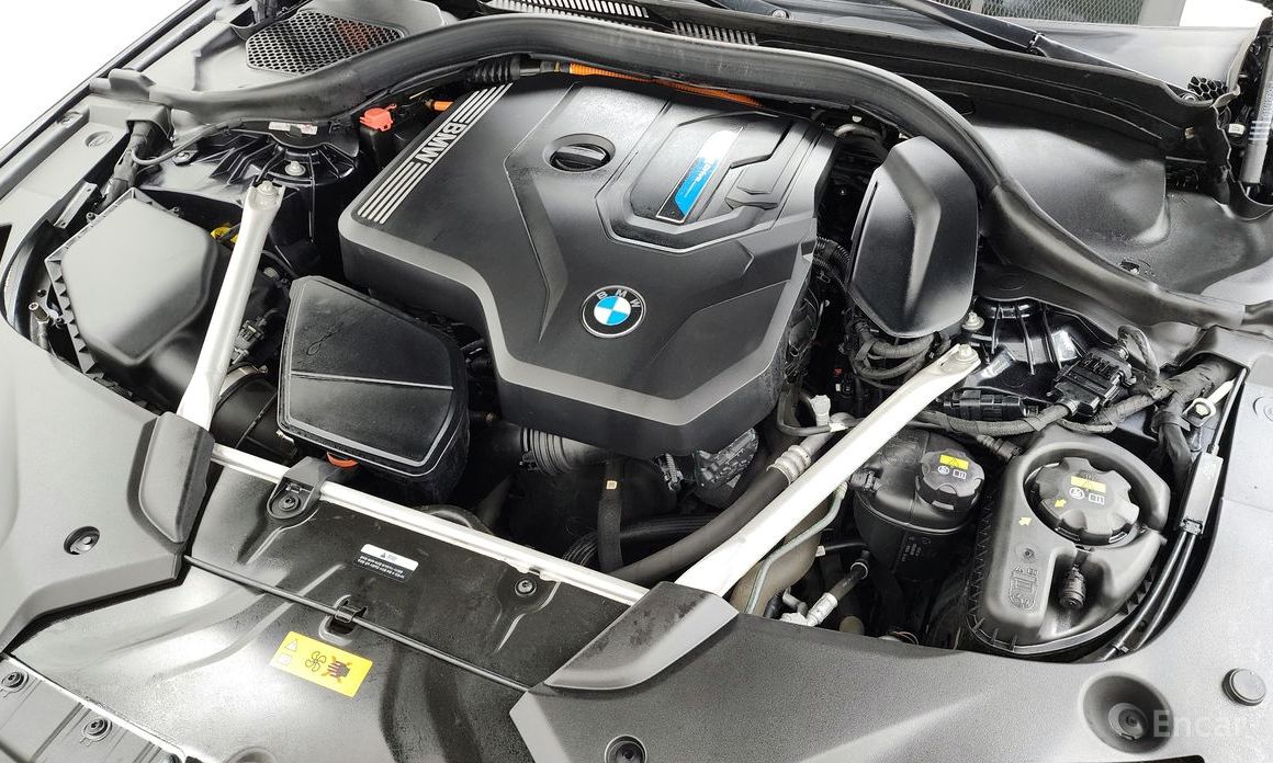 2021 BMW 5 серии VII (G30/G31) 530e M Sport с пробегом 111 150 км