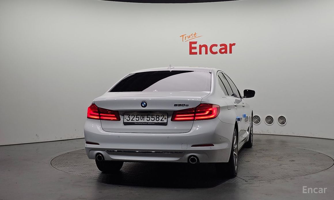 2020 BMW 5 серии VII (G30/G31) 530e Luxury с пробегом 85 169 км