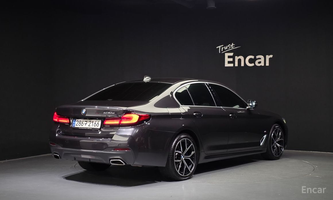 2021 BMW 5 серии VII (G30/G31) 530e M Sport с пробегом 81 076 км
