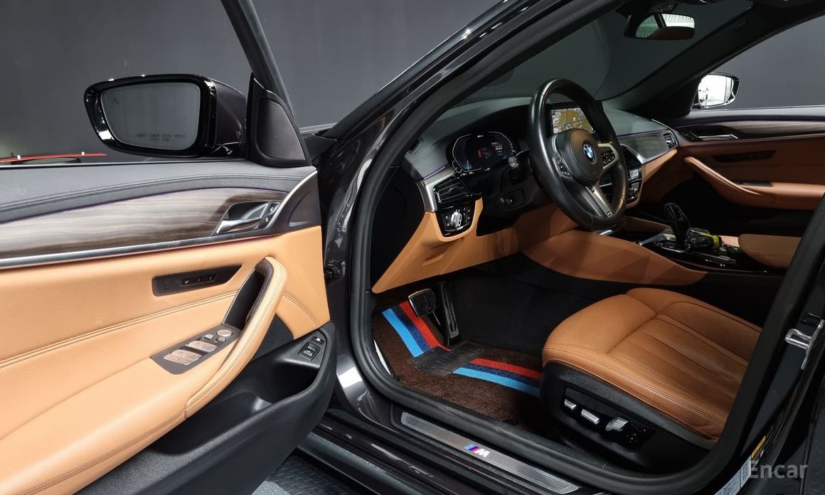 2020 BMW 5 серии VII (G30/G31) 530e M Sport с пробегом 102 111 км
