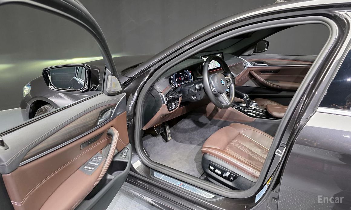 2021 BMW 5 серии VII (G30/G31) 530e M Sport с пробегом 81 076 км