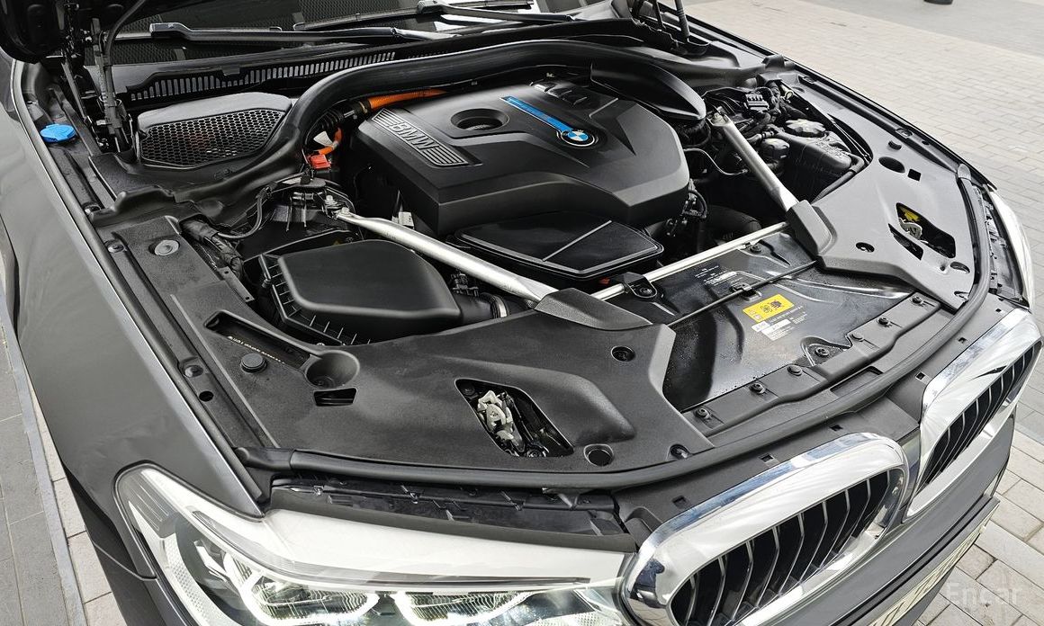 2020 BMW 5 серии VII (G30/G31) 530e M Sport с пробегом 66 079 км