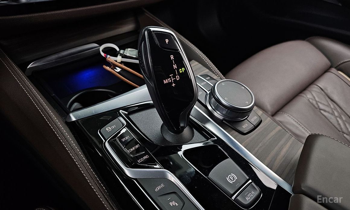 2020 BMW 5 серии VII (G30/G31) 530e M Sport с пробегом 66 079 км