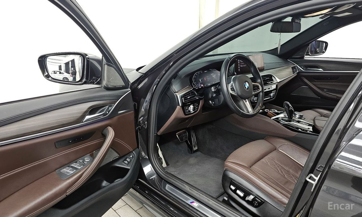2020 BMW 5 серии VII (G30/G31) 530e M Sport с пробегом 66 079 км