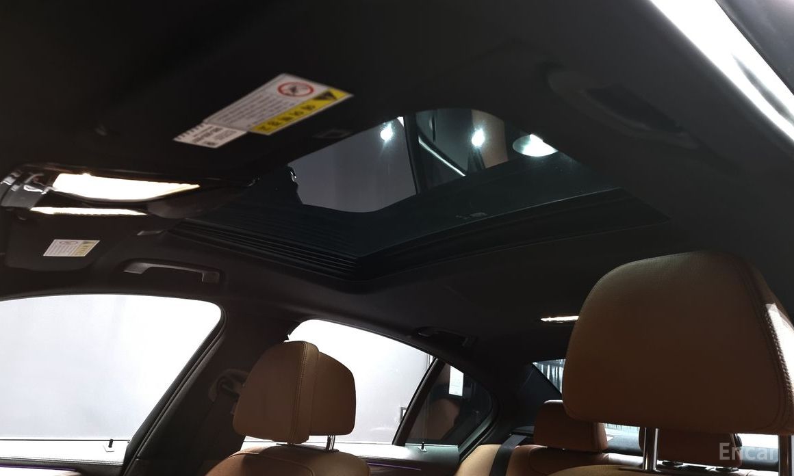 2020 BMW 5 серии VII (G30/G31) 530e M Sport с пробегом 102 111 км