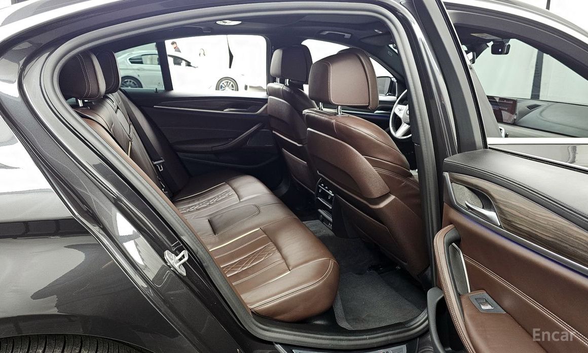 2020 BMW 5 серии VII (G30/G31) 530e M Sport с пробегом 66 079 км