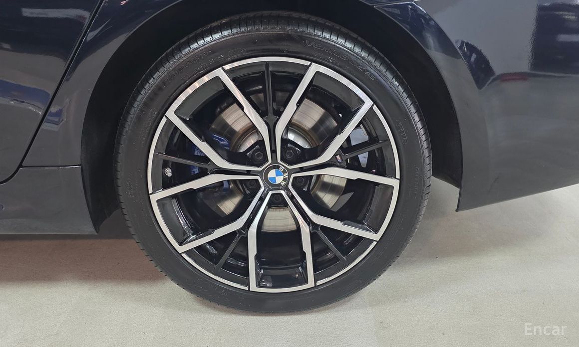 2021 BMW 5 серии VII (G30/G31) 530e M Sport с пробегом 93 247 км