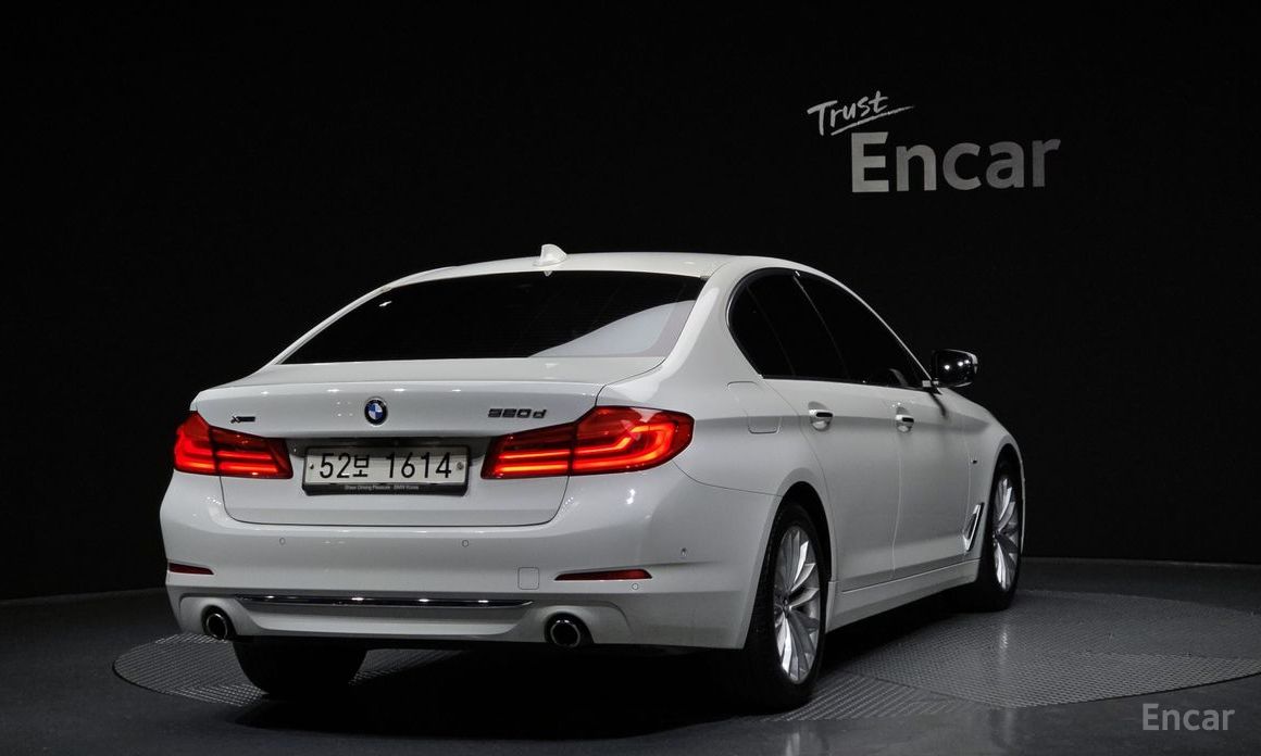 2018 BMW 5 серии VII (G30/G31) 520d Luxury Plus с пробегом 131 644 км