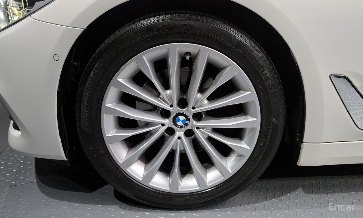 2018 BMW 5 серии VII (G30/G31) 520d Luxury Plus с пробегом 131 644 км