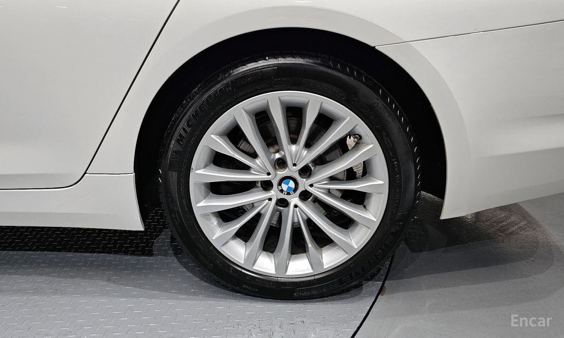 2019 BMW 5 серии VII (G30/G31) 520d Luxury Plus с пробегом 71 792 км