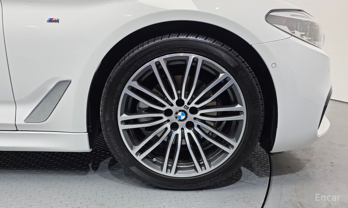 2020 BMW 5 серии VII (G30/G31) 520d xDrive M Sport Package Plus с пробегом 69 346 км