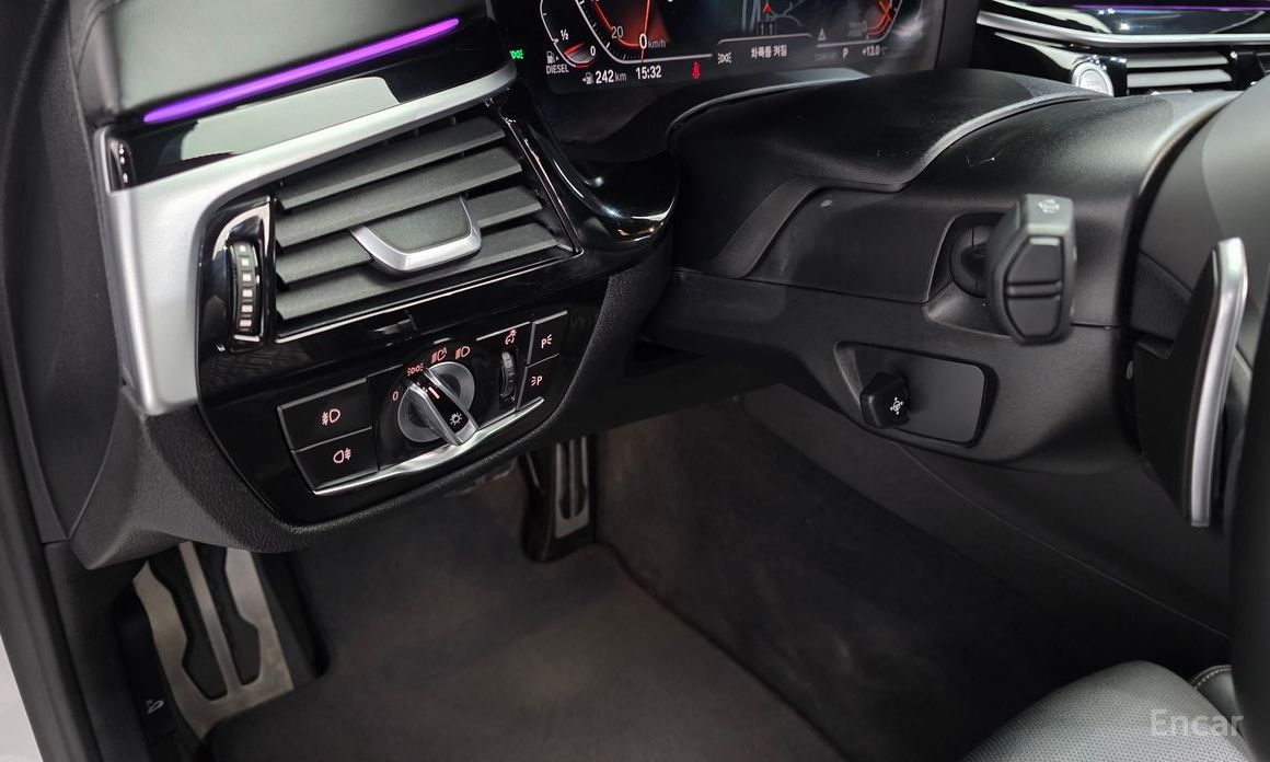 2020 BMW 5 серии VII (G30/G31) 520d xDrive M Sport Package Plus с пробегом 69 346 км
