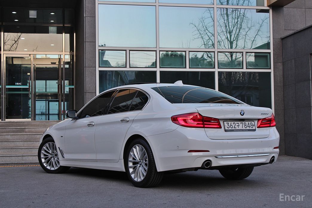 2018 BMW 5 серии VII (G30/G31) 520d Luxury Special Edition с пробегом 67 100 км